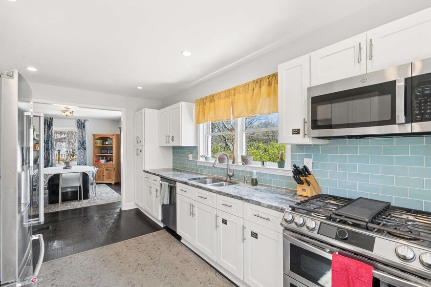 More Photos Of 1860 Penelope Rd NW, Atlanta Hospitality For Sale