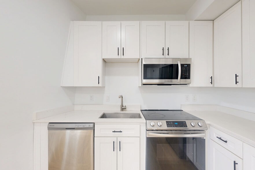 More Photos Of 3601 14th St NW, Washington Apartments For Sale