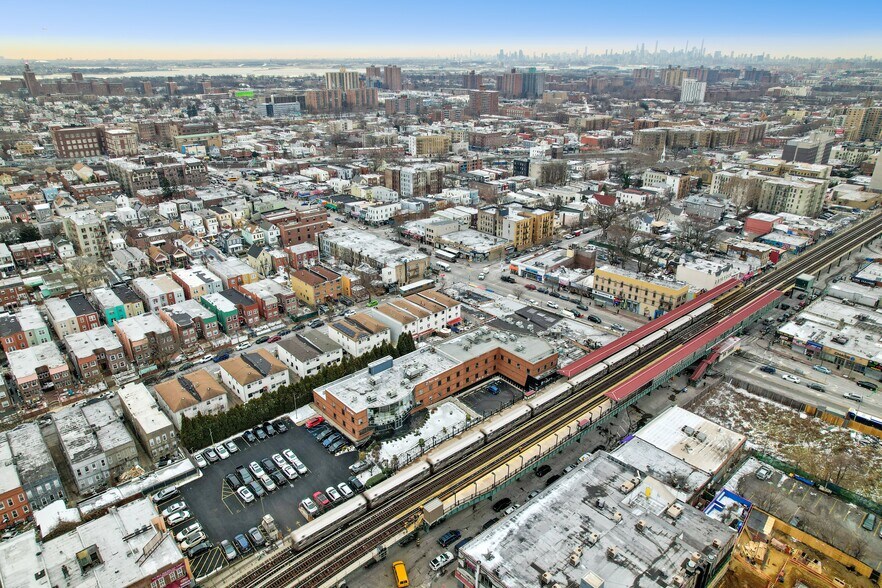 More Photos Of 2244 Westchester Ave, Bronx Office For Sale