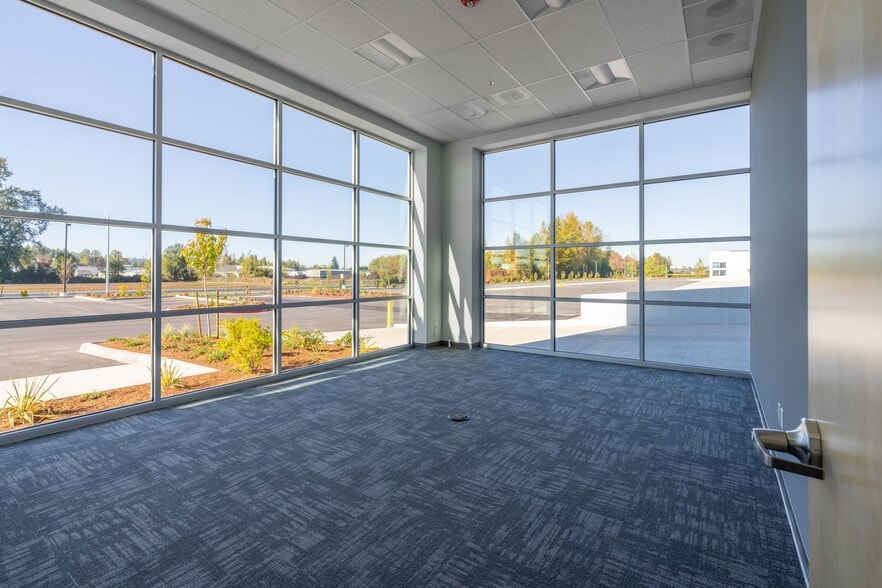 More Photos Of 14201 40th Dr NE, Marysville Warehouse For Lease