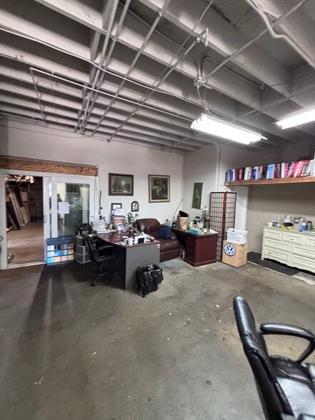 More Photos Of 754 10th St, Imperial Beach General Retail For Lease