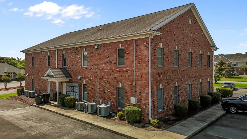 More Photos Of 2961 Crouse Ln, Burlington Medical For Lease