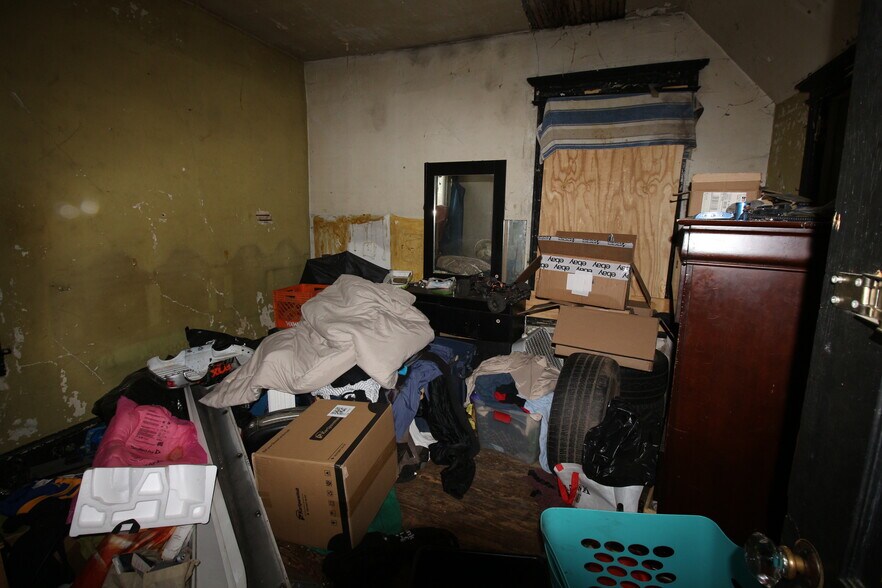 More Photos Of 708 N 27th St, Camden Multifamily For Sale
