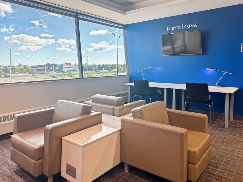 More Photos Of 10 Milner Business Ct, Toronto Coworking Space