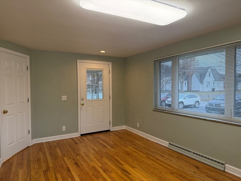 More Photos Of 3122 Carson Ave, Murrysville Office For Lease