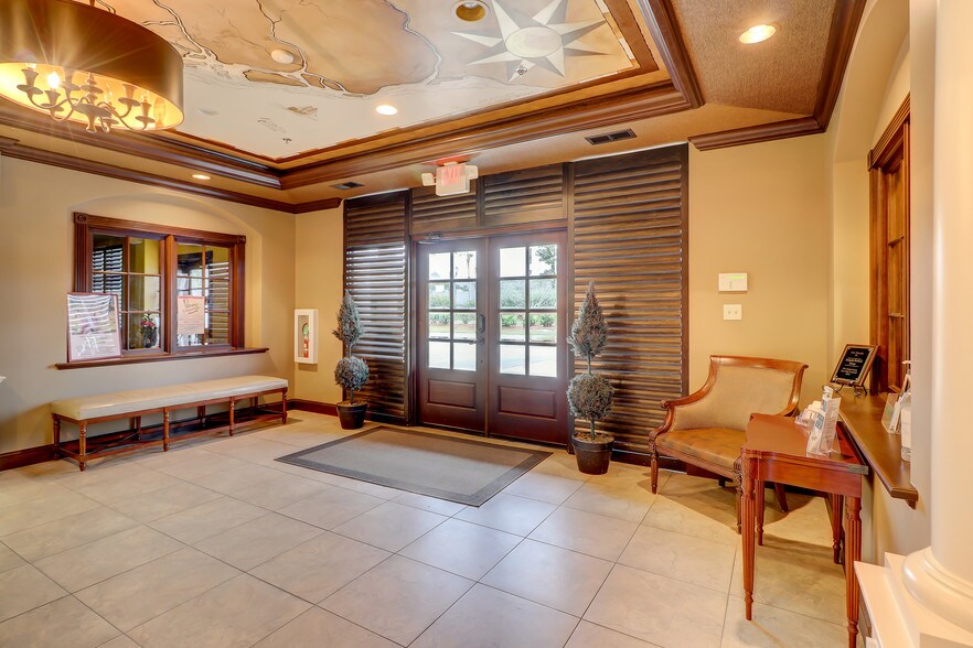 More Photos Of 10 William Pope Dr, Bluffton Office For Sale
