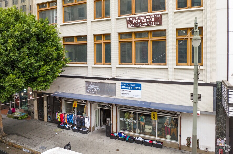 More Photos Of 737 S Broadway, Los Angeles Loft Creative Space For Sale