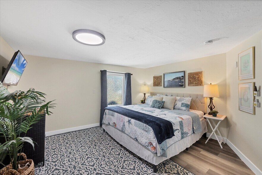 More Photos Of 115 Friendship Ln, Englewood Apartments For Sale