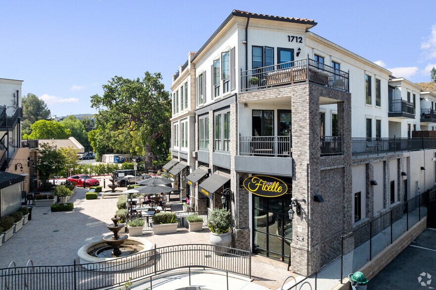 More Photos Of 1710 E Thousand Oaks Blvd, Thousand Oaks Apartments For Lease