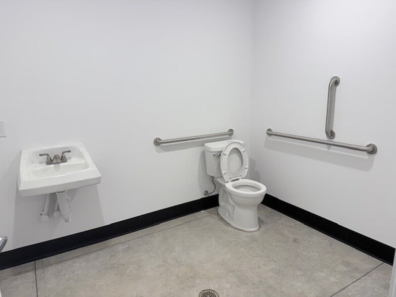 More Photos Of 8939 S Sprinkle Rd, Portage Warehouse For Sale