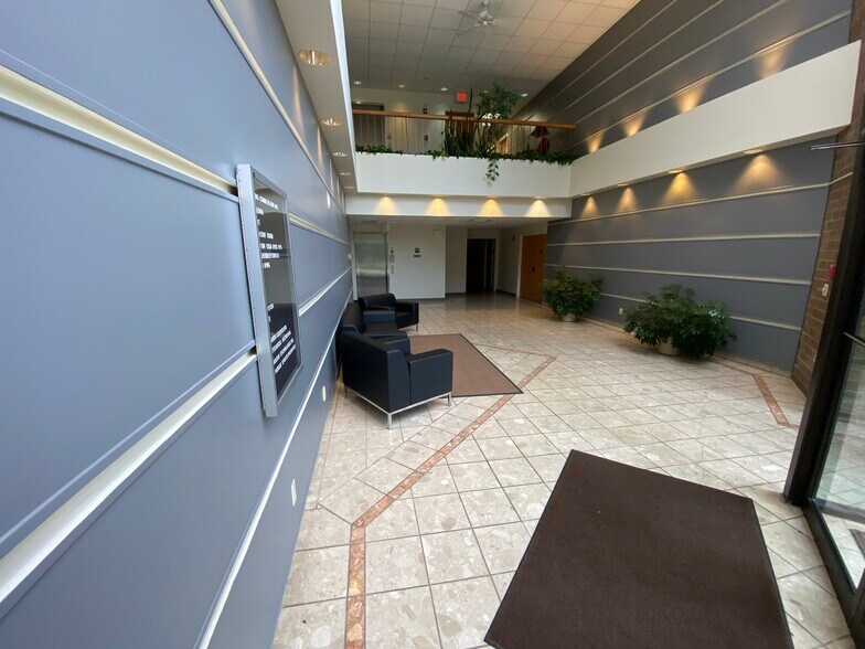 More Photos Of 1305 Cumberland Ave, West Lafayette Office For Lease