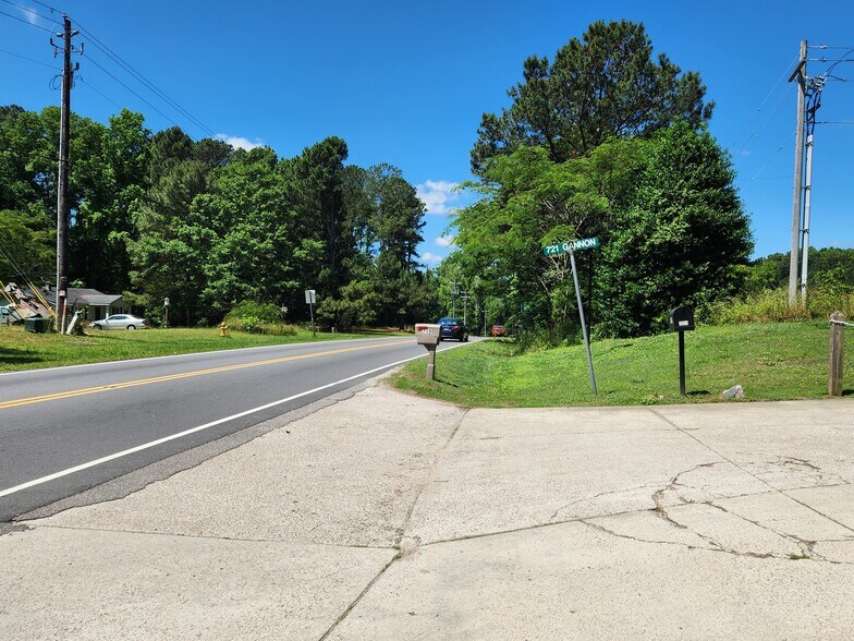 More Photos Of 721 E Gannon Ave, Zebulon Warehouse For Sale