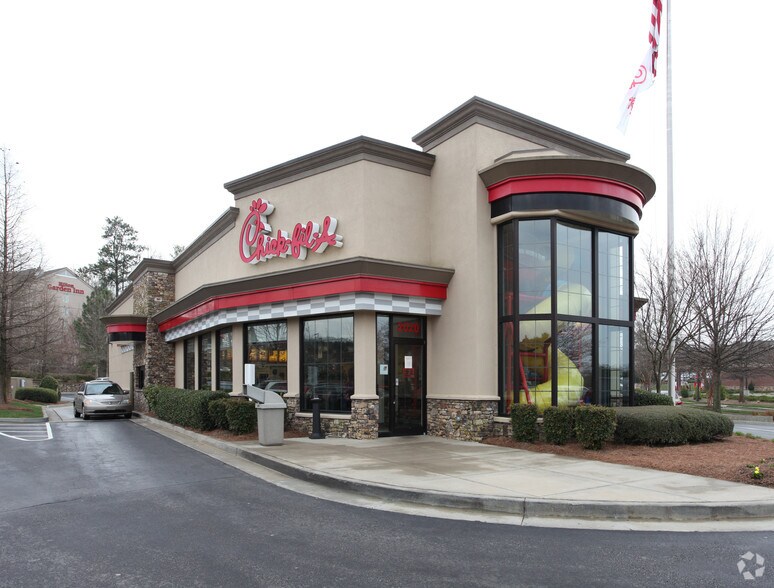 Primary Photo Of 2020 Satellite Blvd, Duluth Fast Food For Sale