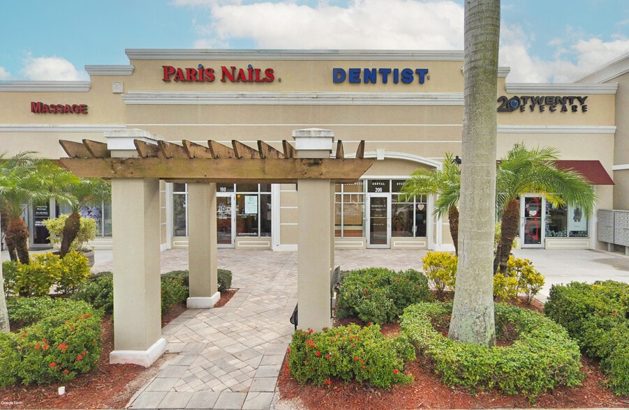 More Photos Of 10600-10690 Forest Hill Blvd, Wellington Unknown For Lease