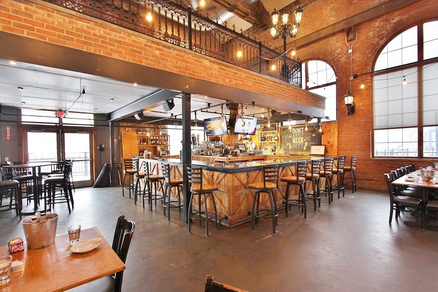 More Photos Of 88-110 Rondout Landing, Kingston Restaurant For Sale