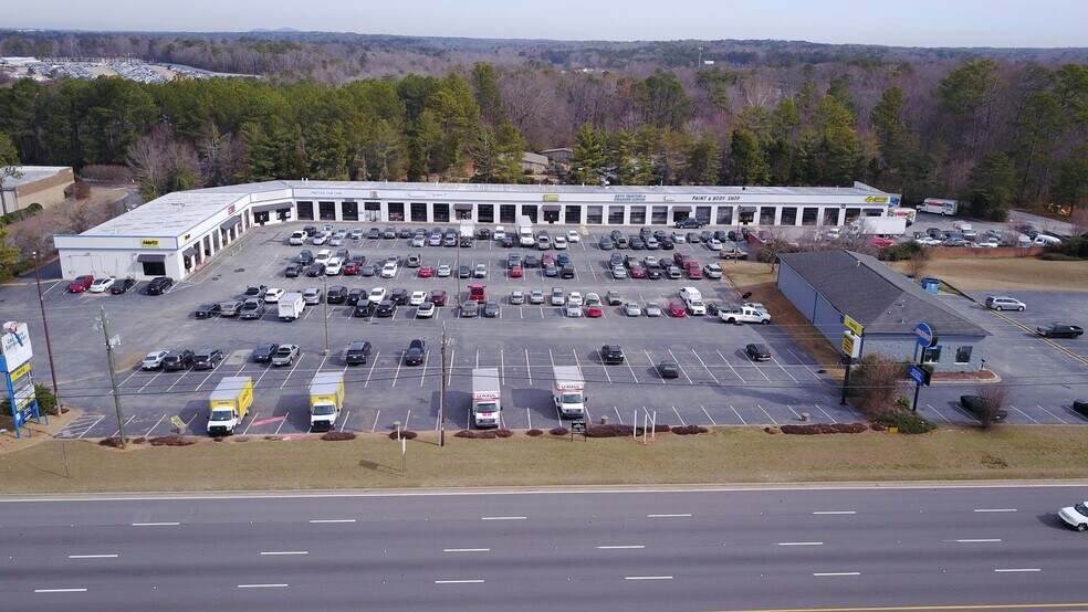 Primary Photo Of 500 Thornton Rd, Lithia Springs Auto Repair For Lease