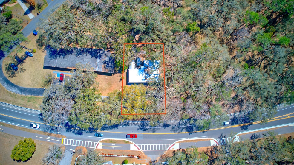 More Photos Of 629 S Broad St, Brooksville Office For Sale