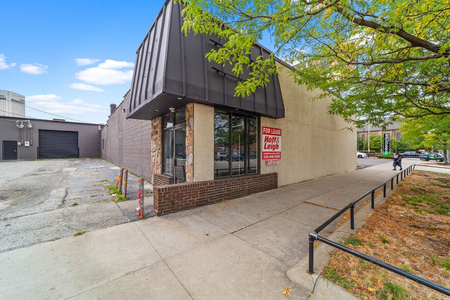 More Photos Of 1830 Superior Ave, Cleveland Freestanding For Sale