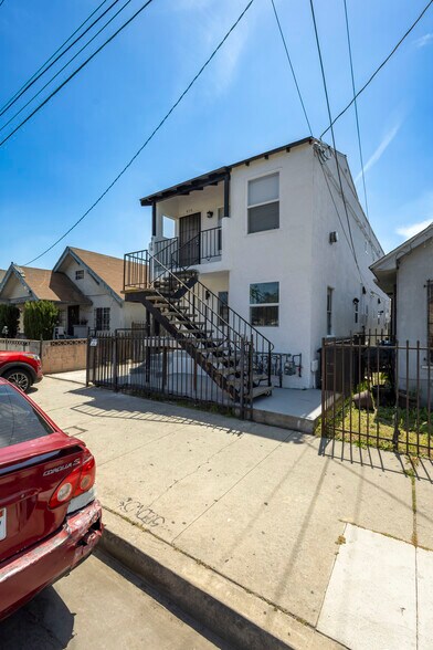 More Photos Of 914 E Martin Luther King Jr Blvd, Los Angeles Apartments For Sale