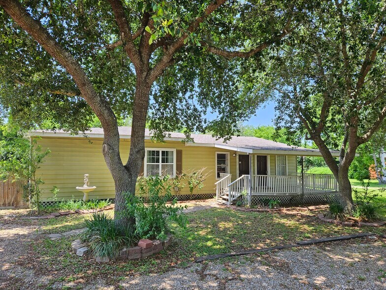 Primary Photo Of 245 Gonyo Ln, Richmond Office For Lease