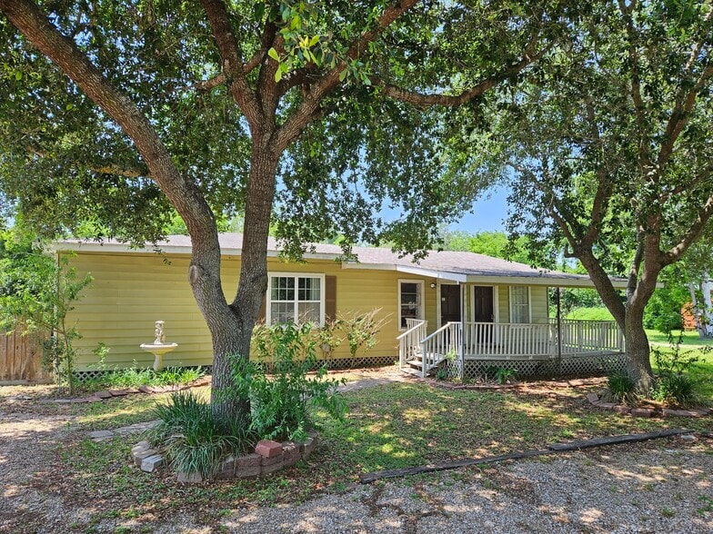 Primary Photo Of 245 Gonyo Ln, Richmond Office For Lease