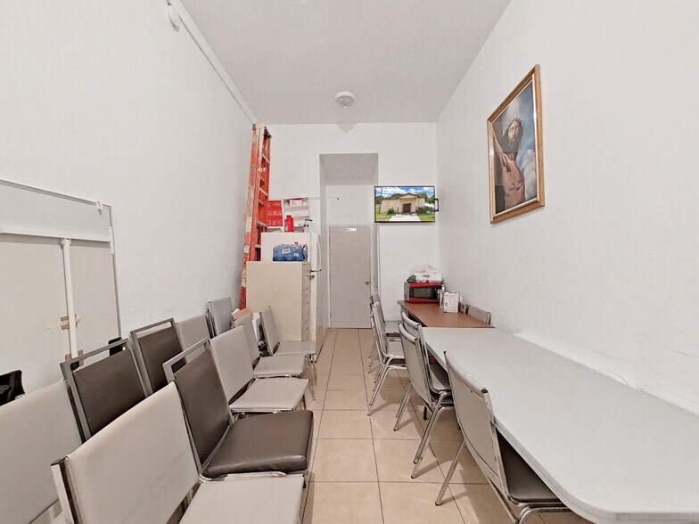 More Photos Of 4501 N 42nd St, Tampa Religious Facility For Sale