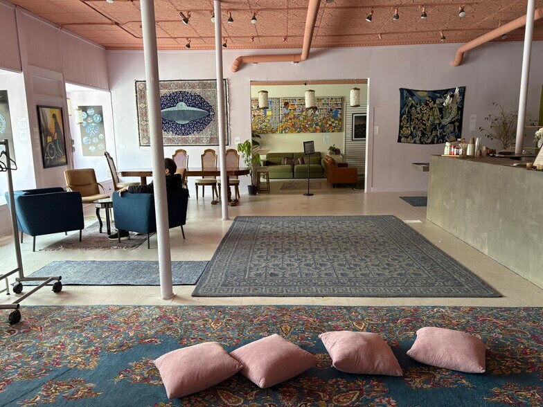 More Photos Of 361 Huron Ave, Cambridge Storefront For Lease