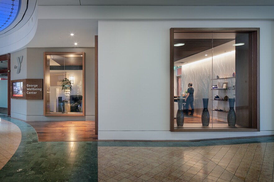 More Photos Of 651 Nicollet Mall, Minneapolis Office For Lease