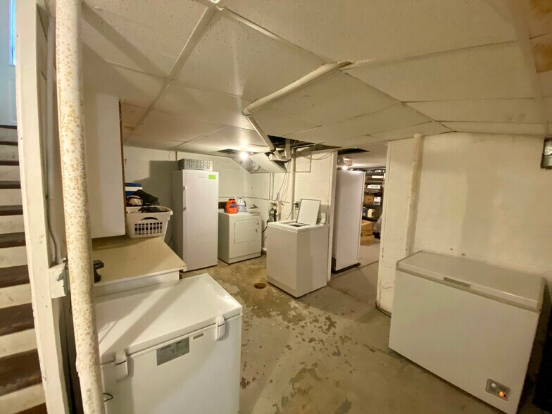 More Photos Of 730 Granite Ave, Shelby Specialty For Sale