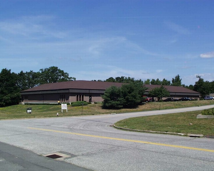 More Photos Of 45 Great Hill Rd, Naugatuck Light Manufacturing For Lease