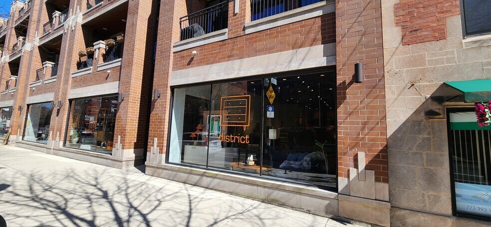 More Photos Of 4835 N Damen Ave, Chicago Apartments For Lease