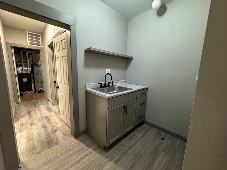 More Photos Of 302 Missouri Ave, Deer Lodge Freestanding For Sale