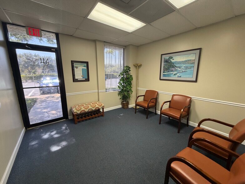 More Photos Of 1831 N Belcher Rd, Clearwater Medical For Lease