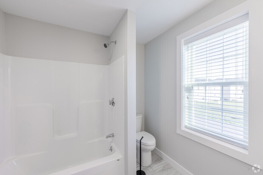 More Photos Of 5 Jakes Path, Middleboro Apartments For Sale