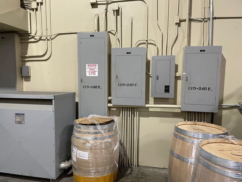 More Photos Of 490 Watt Dr, Fairfield Warehouse For Sale