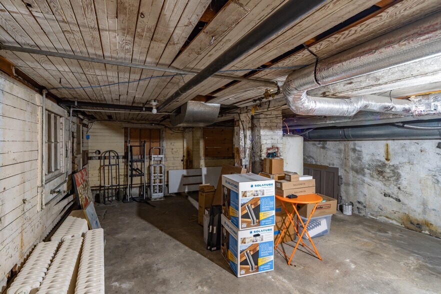 More Photos Of 19679 Front St, Poulsbo Office For Sale