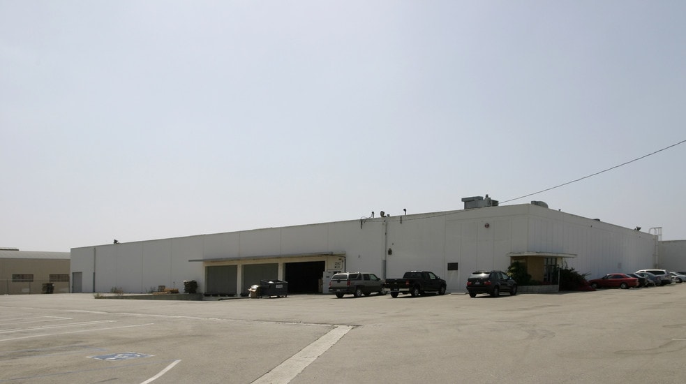 More Photos Of 2040 E Maple Ave, El Segundo Unknown For Lease