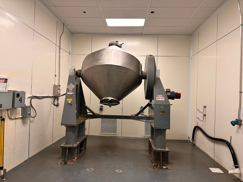 More Photos Of 600 Boyce Rd, Pittsburgh Food Processing For Lease