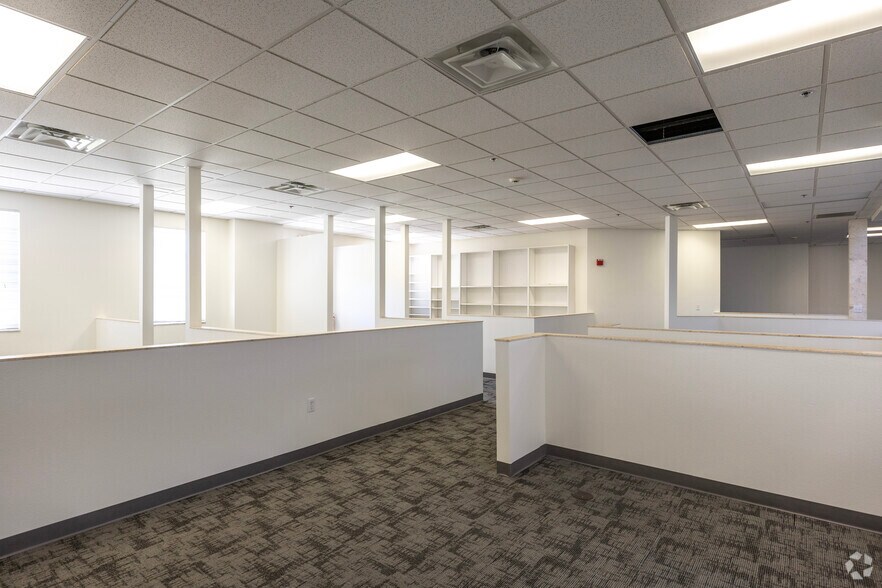 More Photos Of 1701 Biotech Way, Sarasota Office Residential For Sale