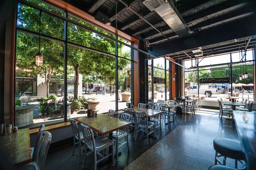 More Photos Of 44 W Broadway, Eugene Loft Creative Space For Lease