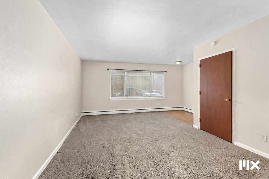 More Photos Of 1731-1733 Oak St, Niles Apartments For Sale