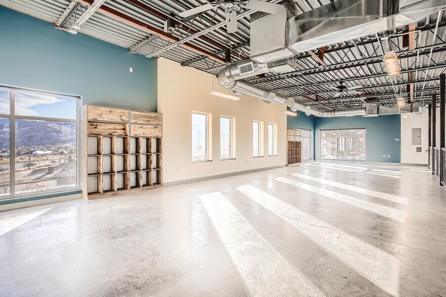 More Photos Of 1211 Avery St, Golden Office For Lease