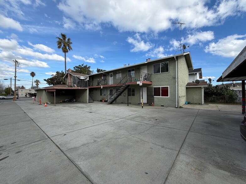 More Photos Of 530 Columbia Ave, Sunnyvale Apartments For Sale