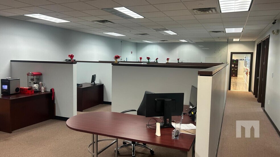 More Photos Of 2000 NW 150th Ave, Pembroke Pines Office For Lease