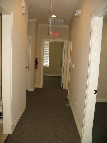 More Photos Of 7167 Colleyville Blvd, Colleyville Medical For Sale