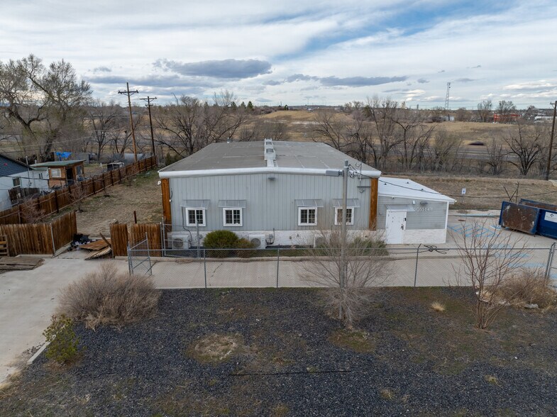 More Photos Of 3035 E 4th St, Pueblo Service For Sale