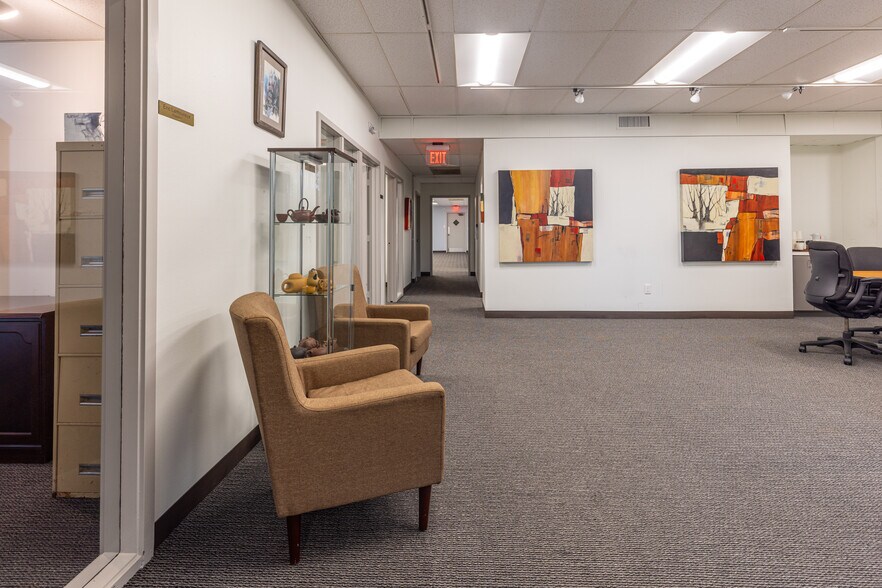 More Photos Of 8020 Westglen Dr, Houston Office For Lease