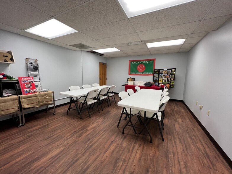 More Photos Of 3930 Western Ave, Knoxville Office For Sale