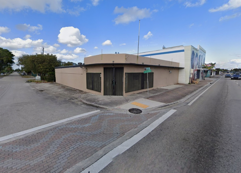 Primary Photo Of 3045 W Broward Blvd, Fort Lauderdale Freestanding For Sale