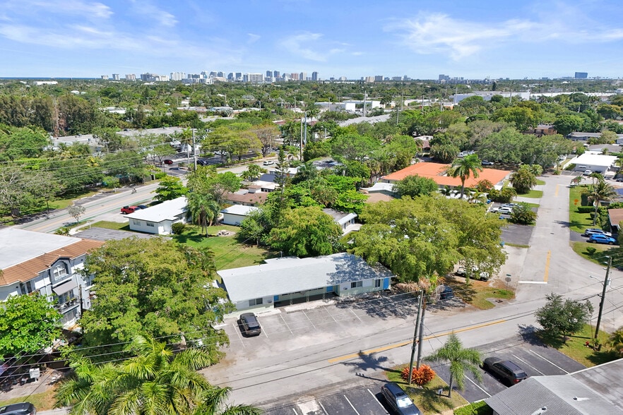 More Photos Of 1100 NE 18th Ct, Fort Lauderdale Apartments For Sale